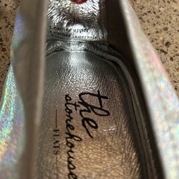 Storehouse flats size 10 - Picture 3 of 3